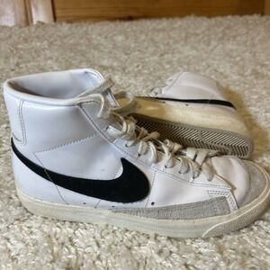 Nike Blazer Mid 77  White Black Shoes Sneakers Size 7.5 GUC Retro High tops